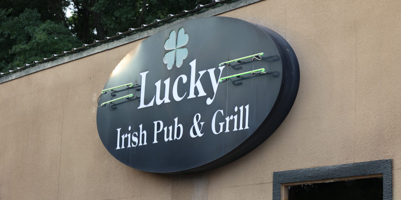 https://luckyirishpubandgrill.com/wp-content/uploads/2026/08/8D5A2862-1280x640.jpg